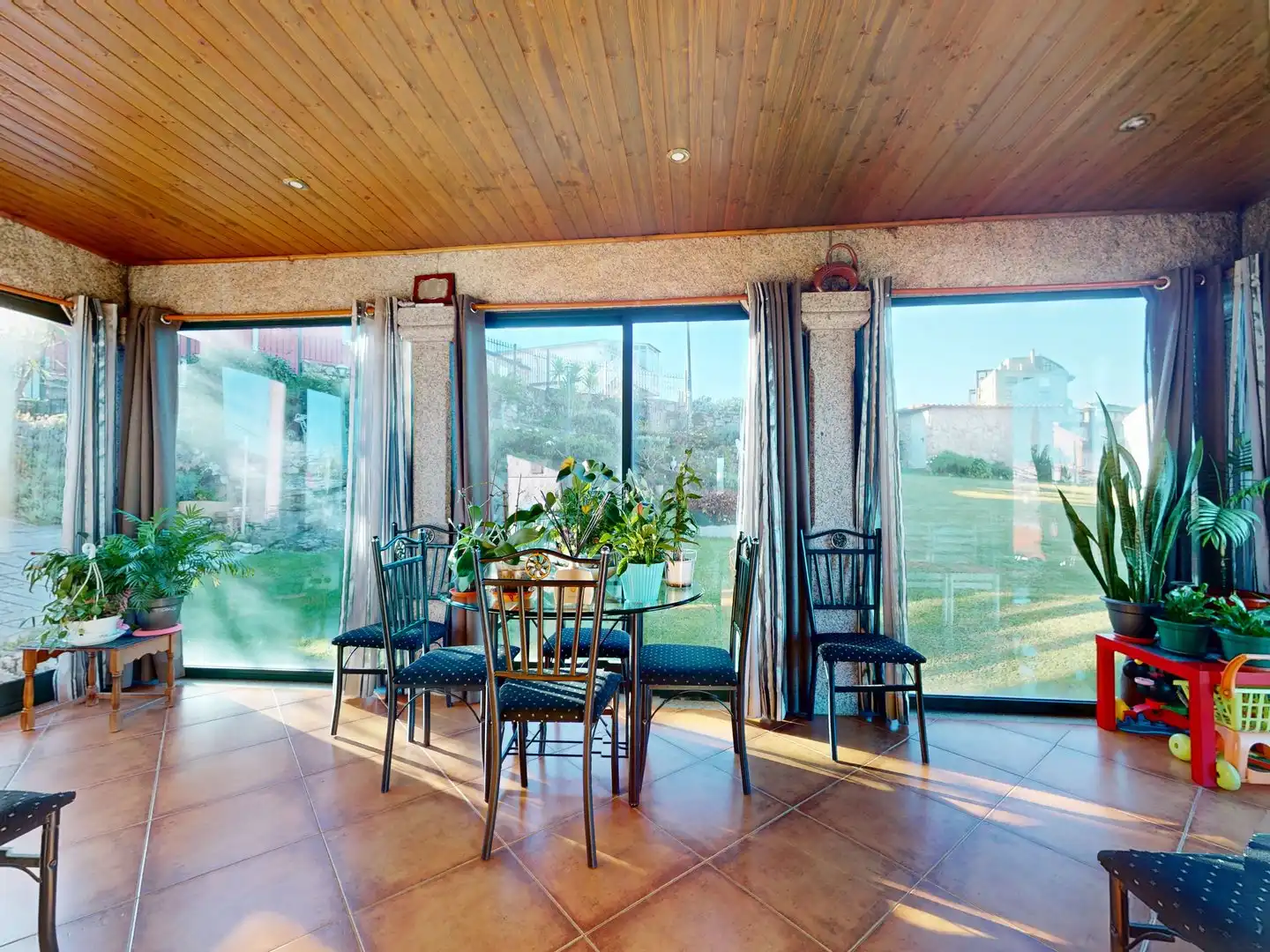 Dining room of Houses for sale in Vigo   with Heating, Private garden and Storage room
