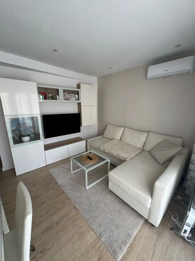 Piso con ascensor en venta en Suarez, imagen 2