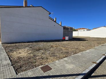 Terreno residencial en venta en Calle el Brocense 9