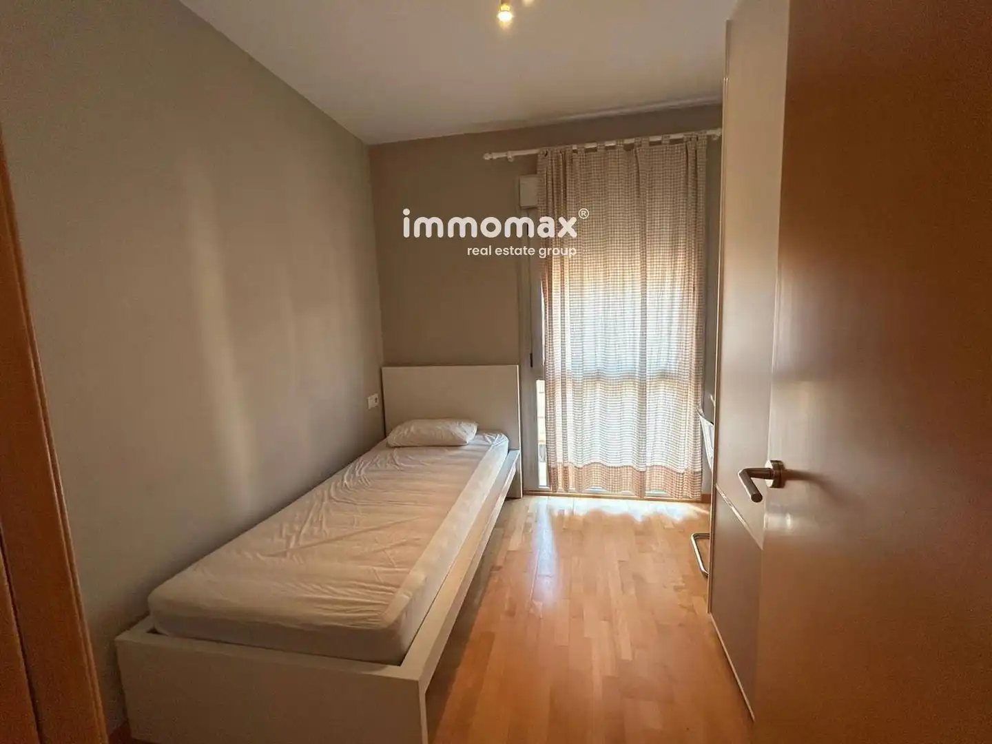 Flat with lift to rent in LAUREA MIRO, imagen 17