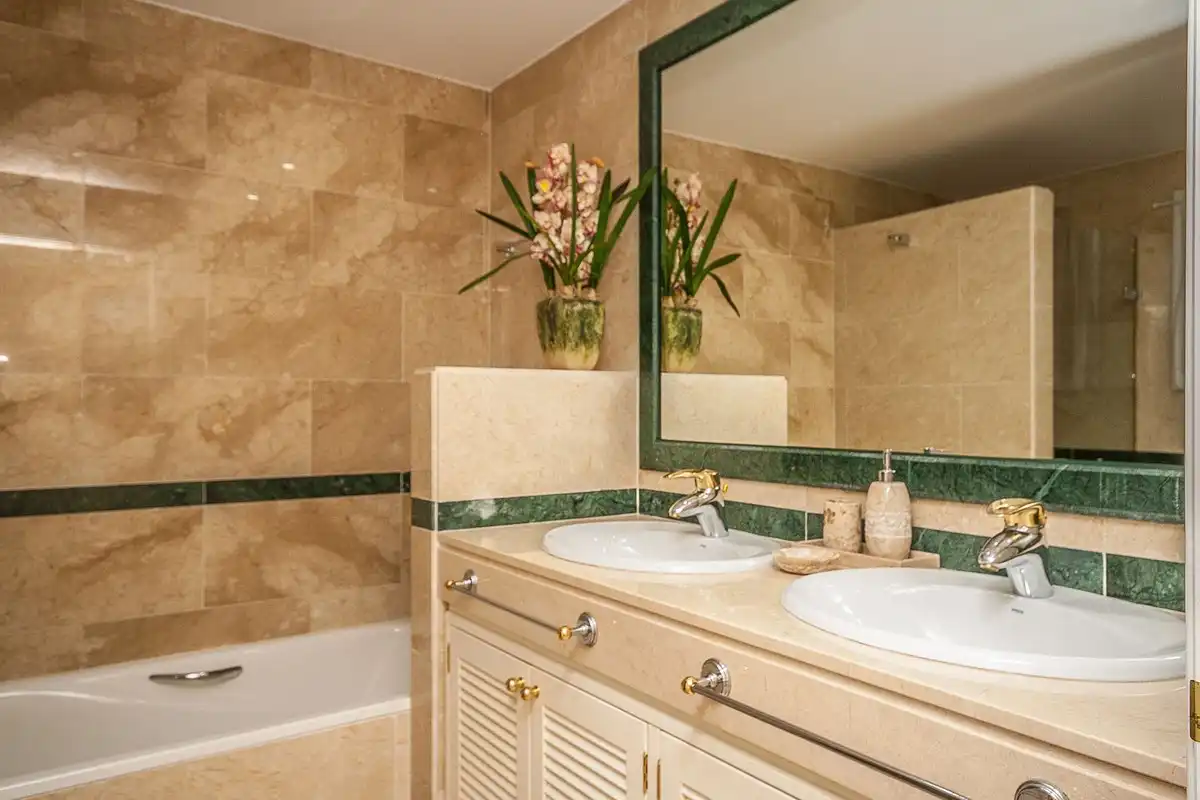 Flat for sale in Elviria - Cabopino, imagen 6