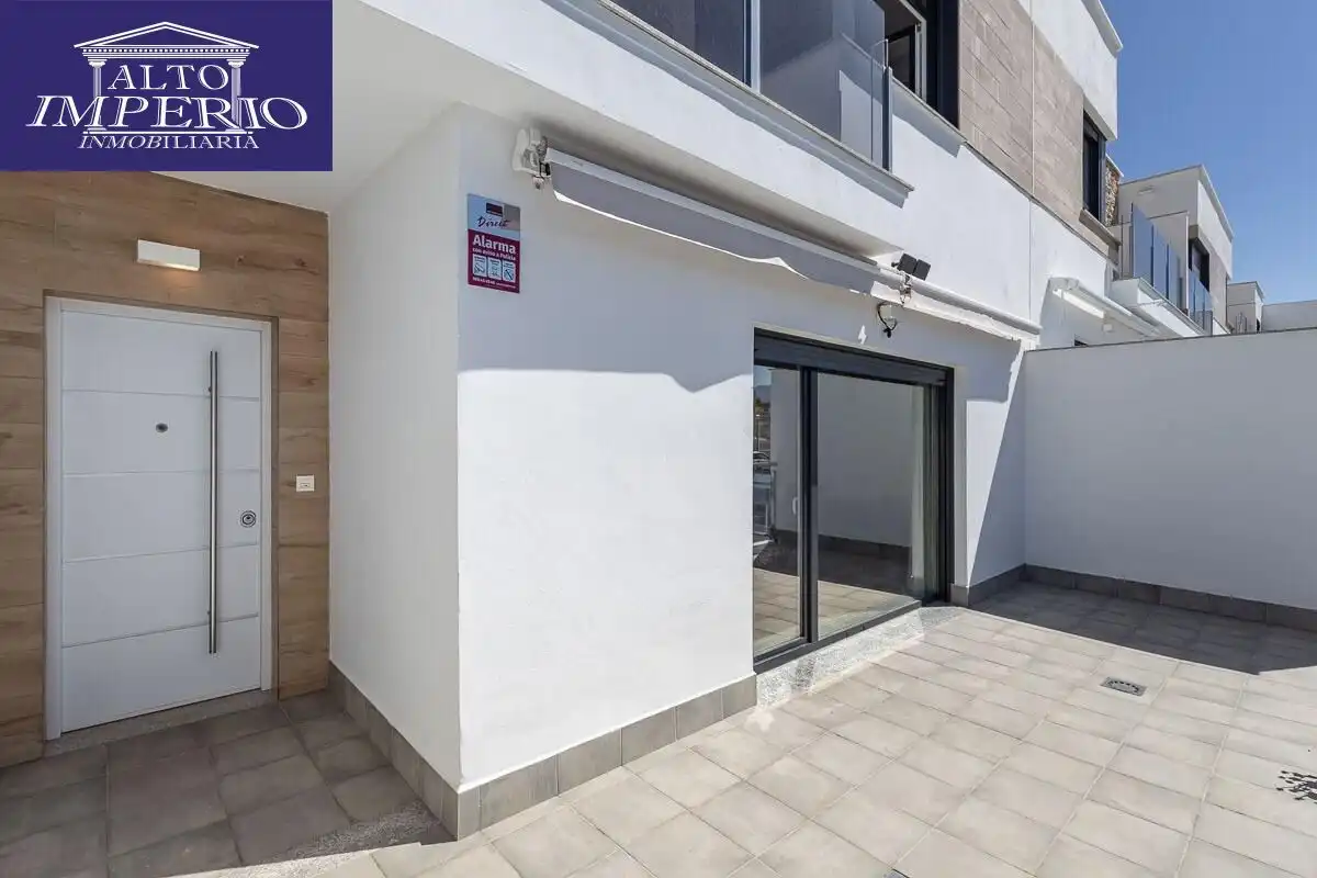 Villa avec balcon à vendre à Calle Chimborazo 57, imagen 10