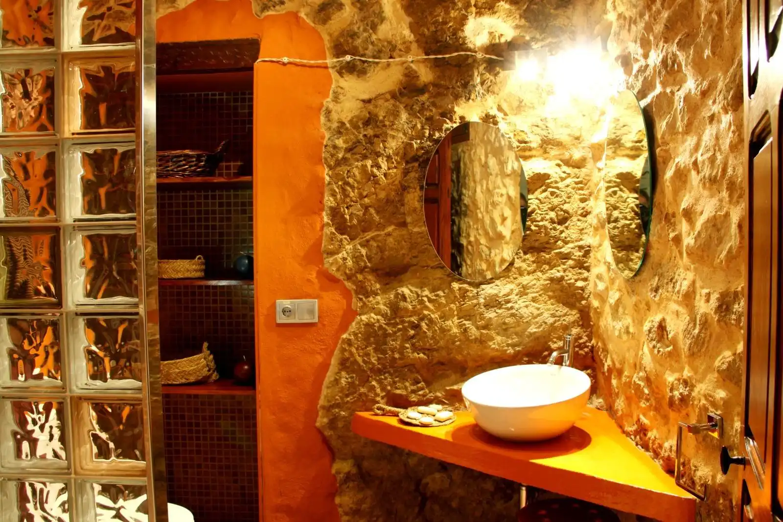Casa amb terrassa en venda a Biar, imagen 5