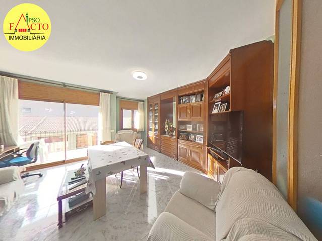 Casa adosada en Venta en Campdevànol