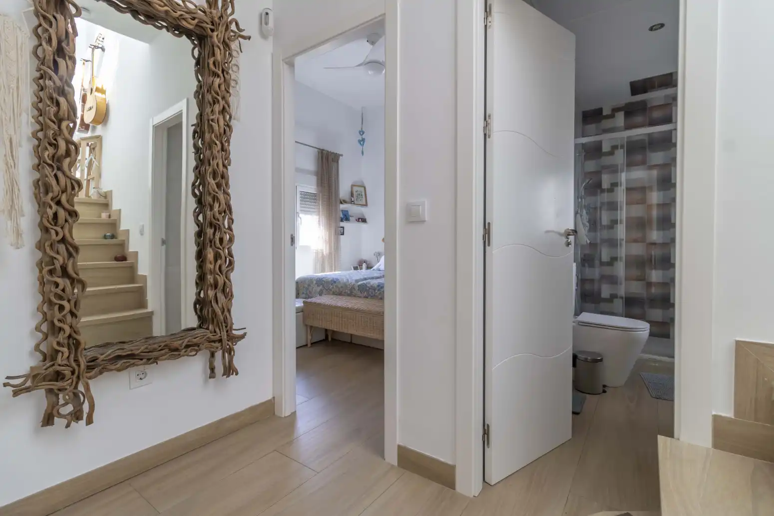 Habitación de Casa adosada en venta en Sevilla con Aire acondicionado, Trastero y Piscina