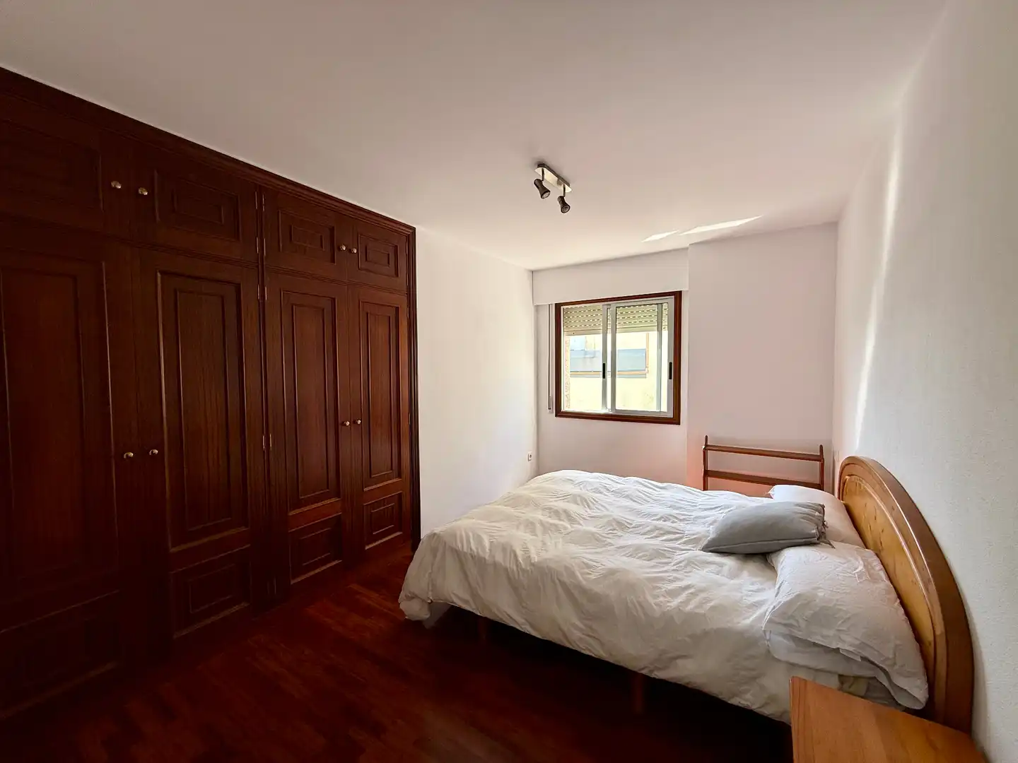 Bedroom of Flat for sale in O Grove    with Storage room, Furnished and Oven