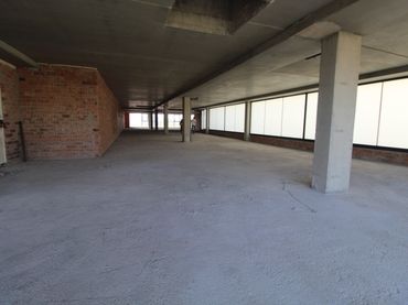 Local comercial de lloguer a Carrer dels Germans Moreto Prat 2