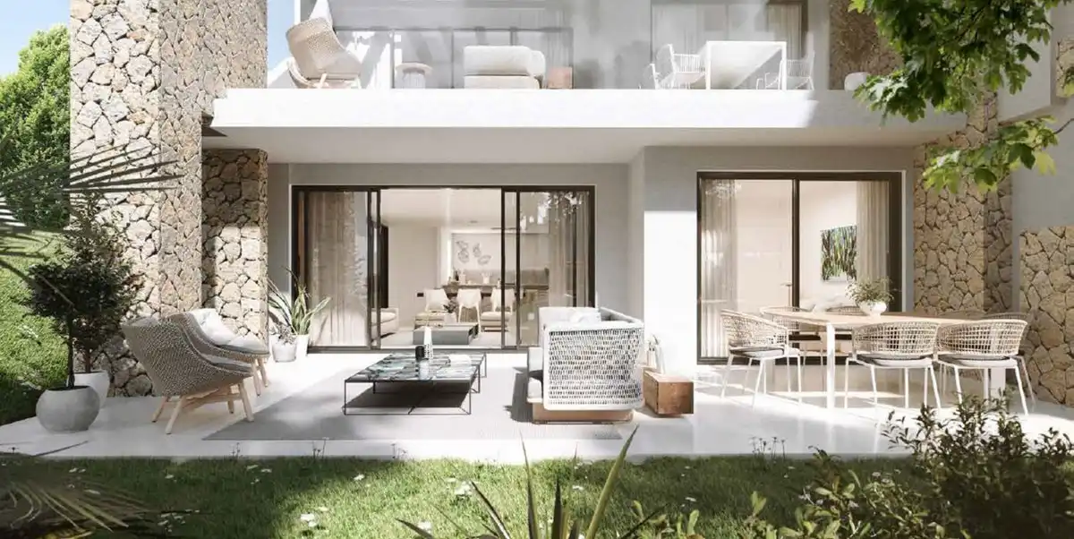 Apartamento con piscina en venta en Estepona Pueblo, imagen 2