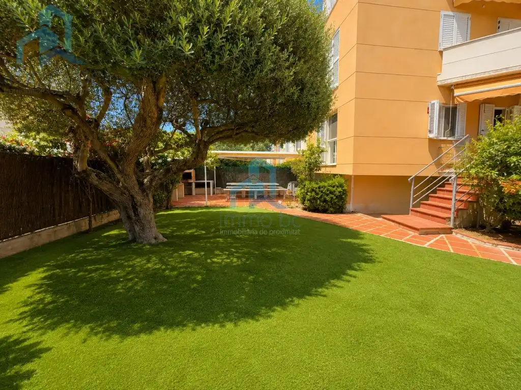 Garden of Ground floor for sale in Cambrils