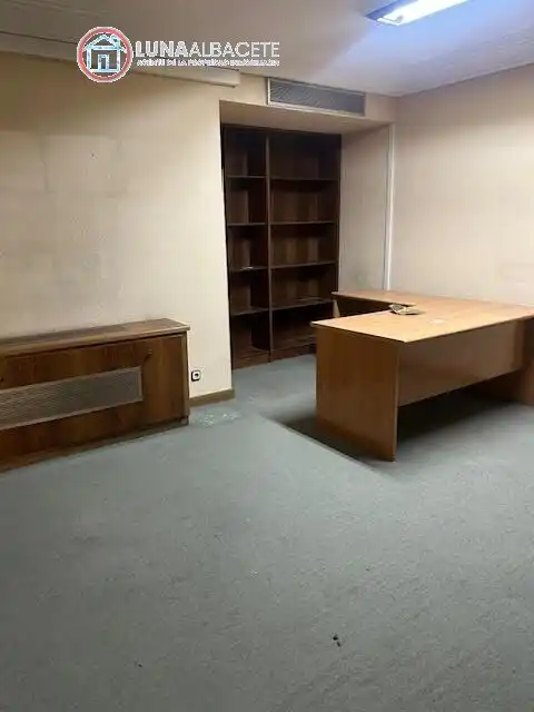 Oficina en venda a Estación