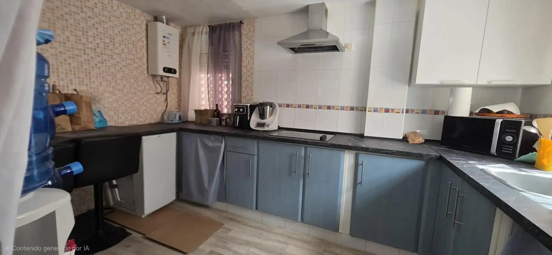 Cuina de Casa adosada en venda en La Línea de la Concepción