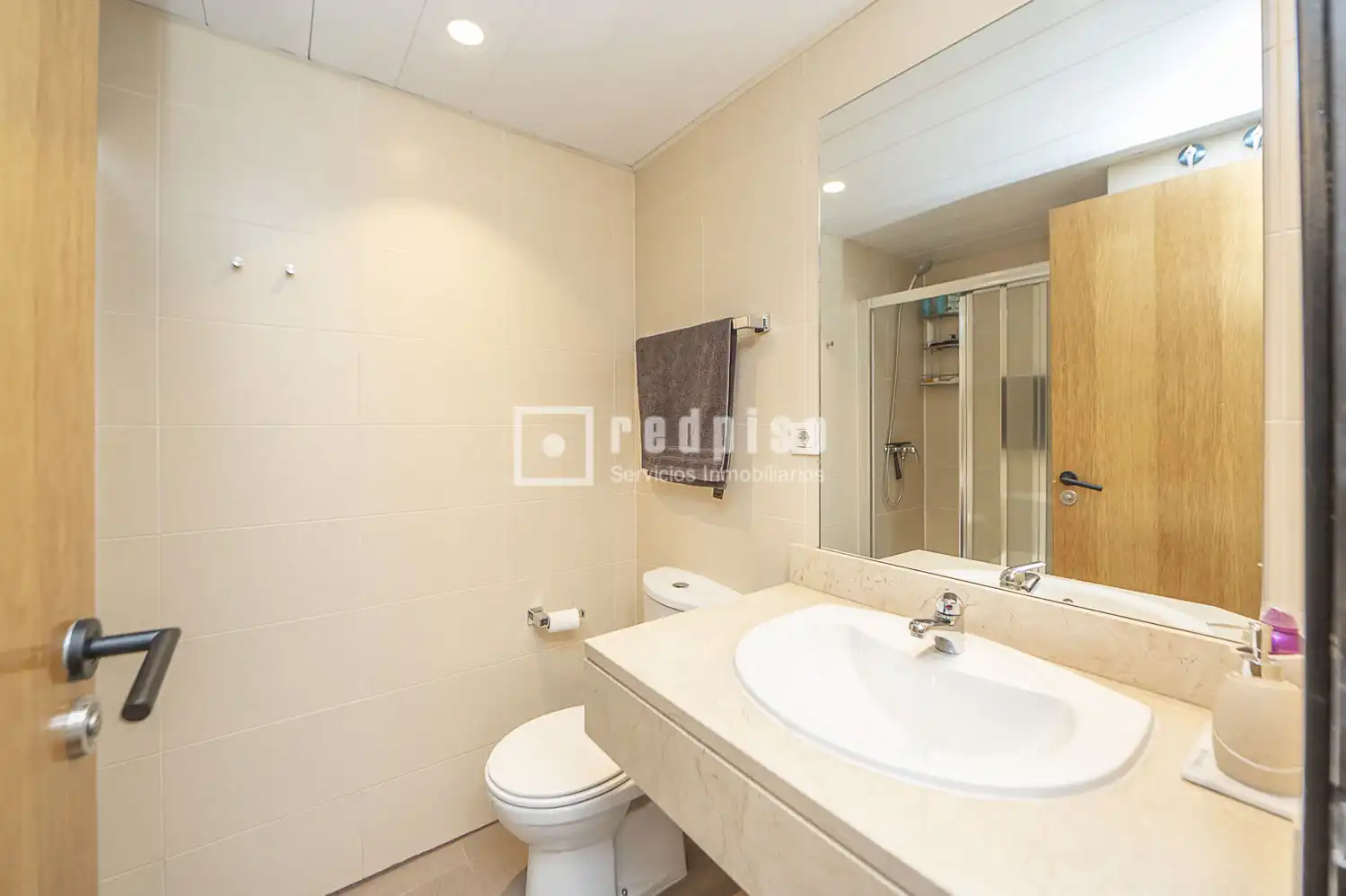 Baño de Piso en venta en Valdemoro con Aire acondicionado, Calefacción y Jardín privado