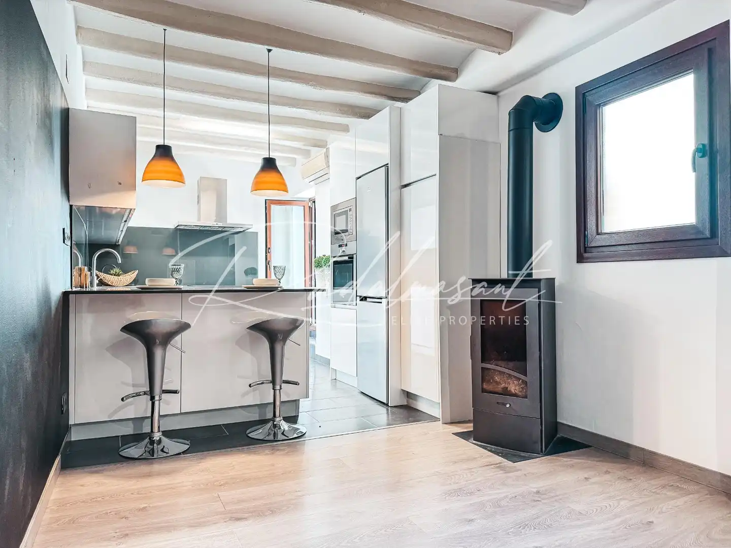 Kitchen of Houses for sale in Les Borges del Camp  with Terrace and Balcony