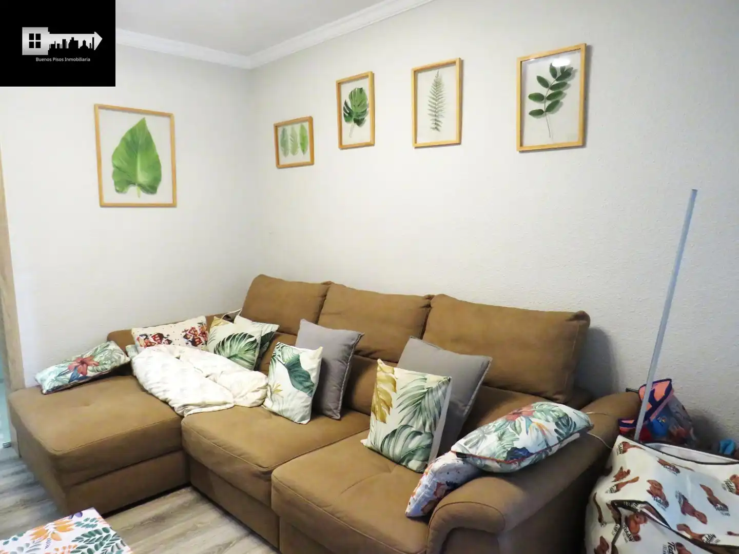Sala d'estar de Pis en venda en Alicante / Alacant amb Aire condicionat i Calefacció