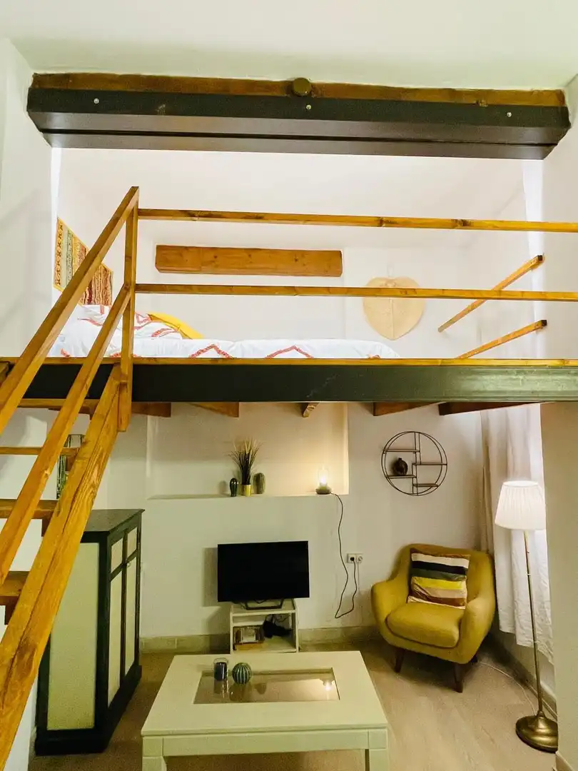 Schlafzimmer von Wohnungen zur Miete in Málaga mit Möbliert