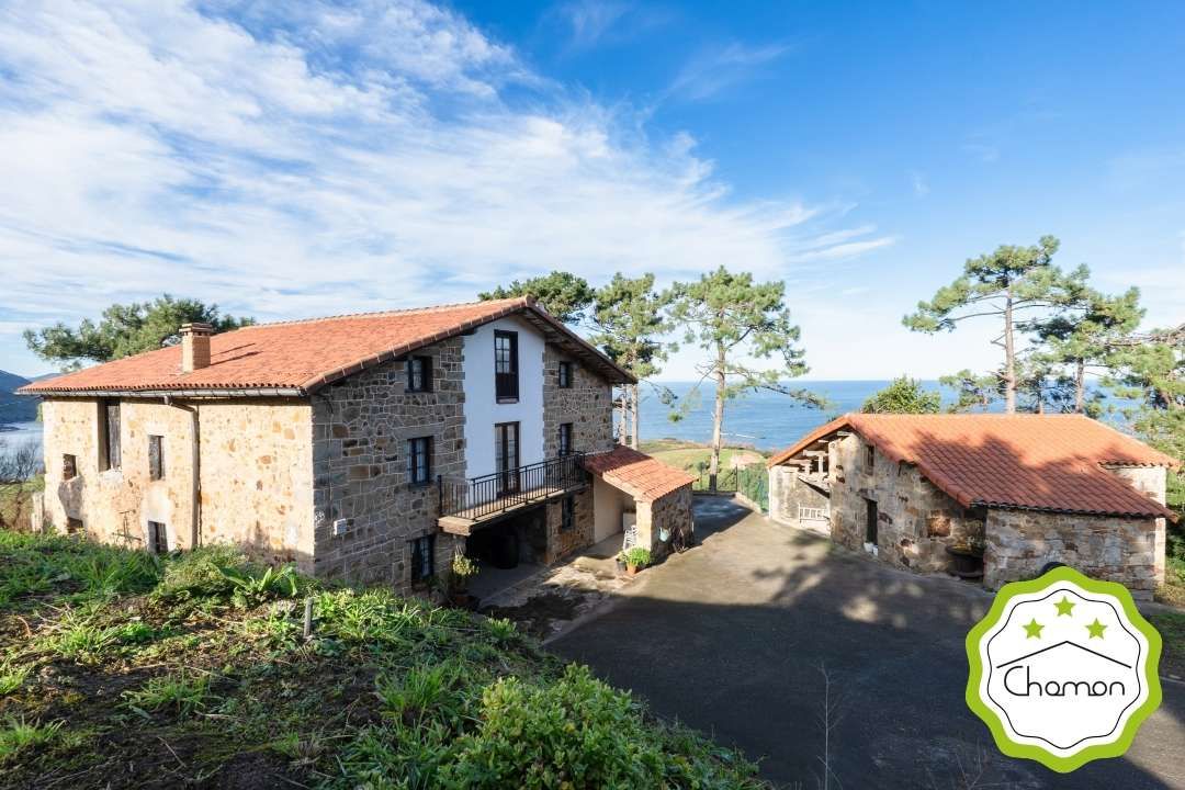 Außenansicht von Country house zum verkauf in Bakio mit Privatgarten, Terrasse und Abstellraum