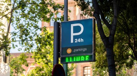 Photo 2 of Garage for rent in Calle Comte Urgell 234, 234, La Nova Esquerra de l'Eixample, Barcelona Capital
