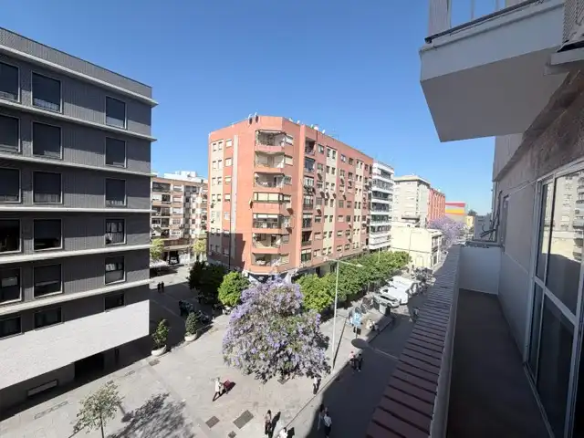 Vista exterior de Piso en venta en Huelva con Parquet y Balcón