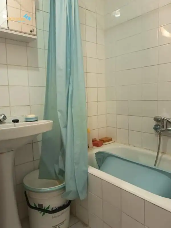 Bathroom of Flat for sale in Pardaleras