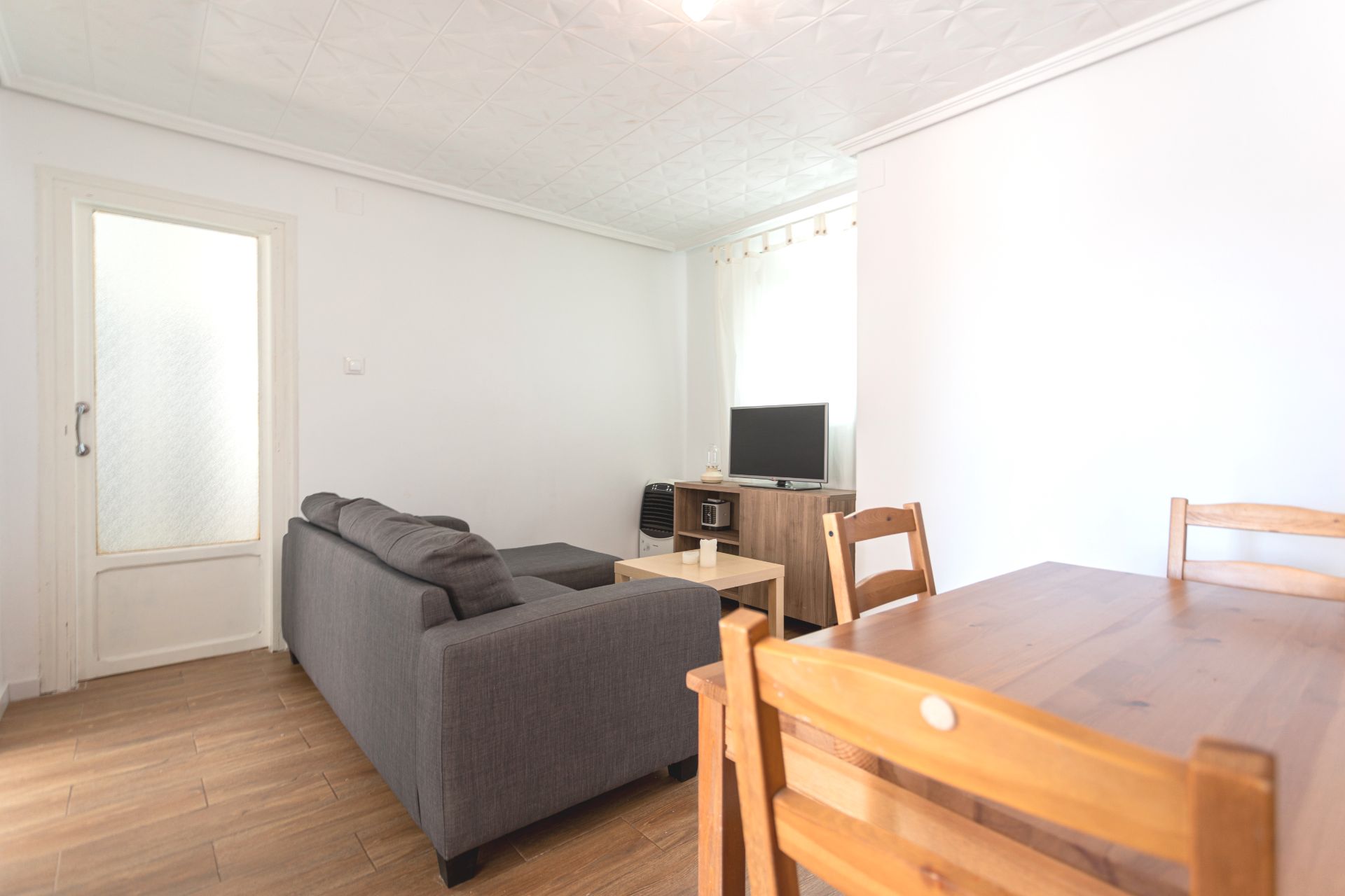 Living room of Flat to rent in  Valencia Capital  with Air Conditioner, Furnished and Oven