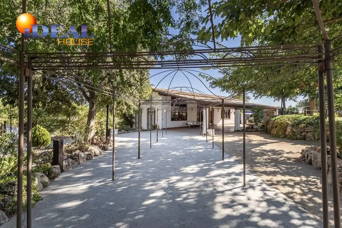 Detached house with pool for sale in Íllora, imagen 3