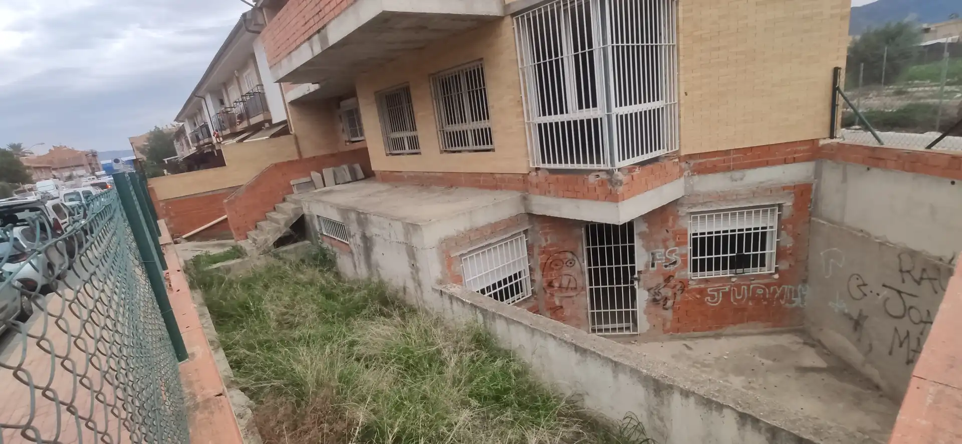 Vista exterior de Casa adosada en venta en Murcia con Jardín privado, Terraza y Trastero