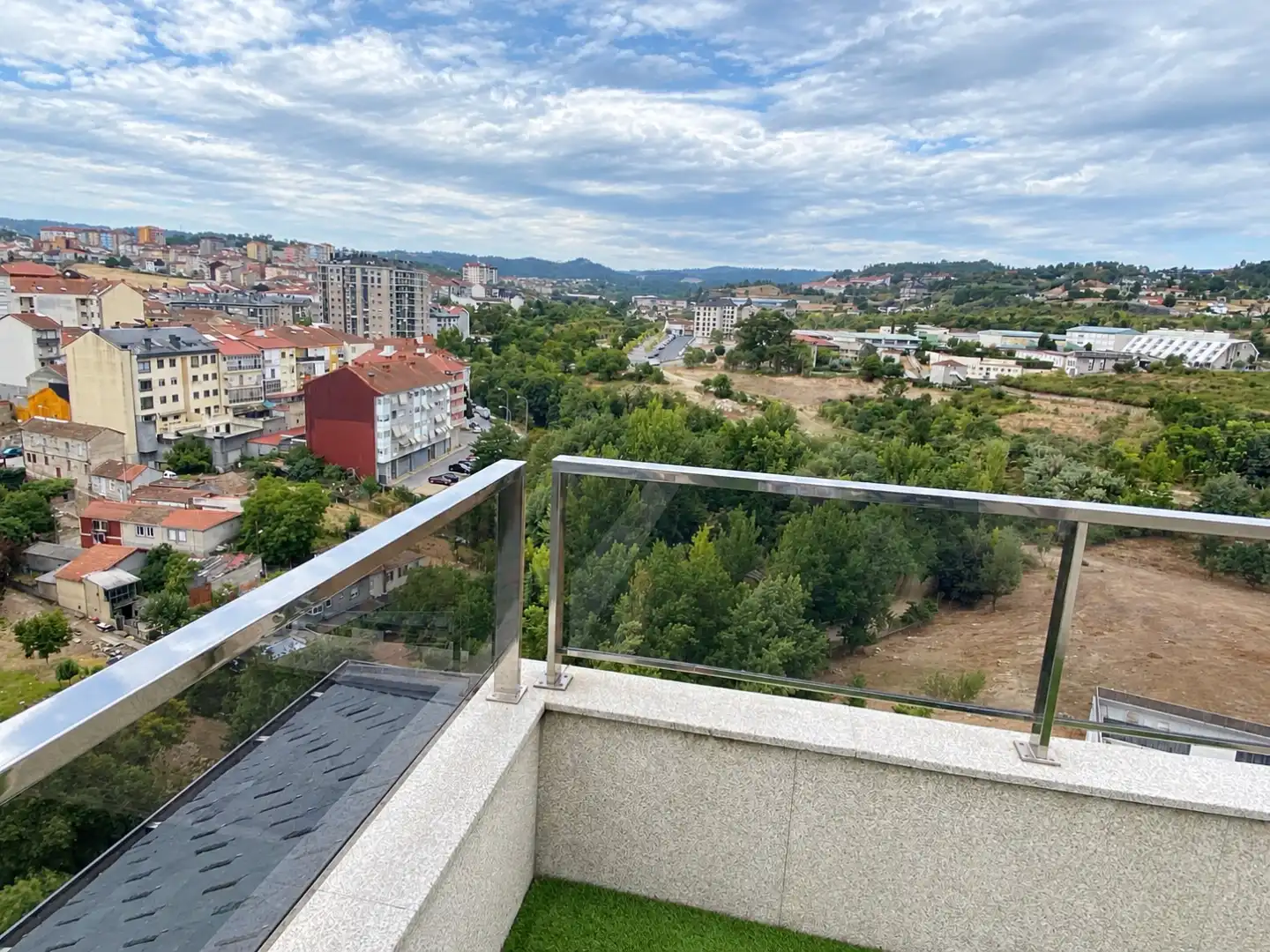 Terrasse von Maisonette zum Verkauf in Ourense Capital  mit Klimaanlage, Terrasse und Balkon