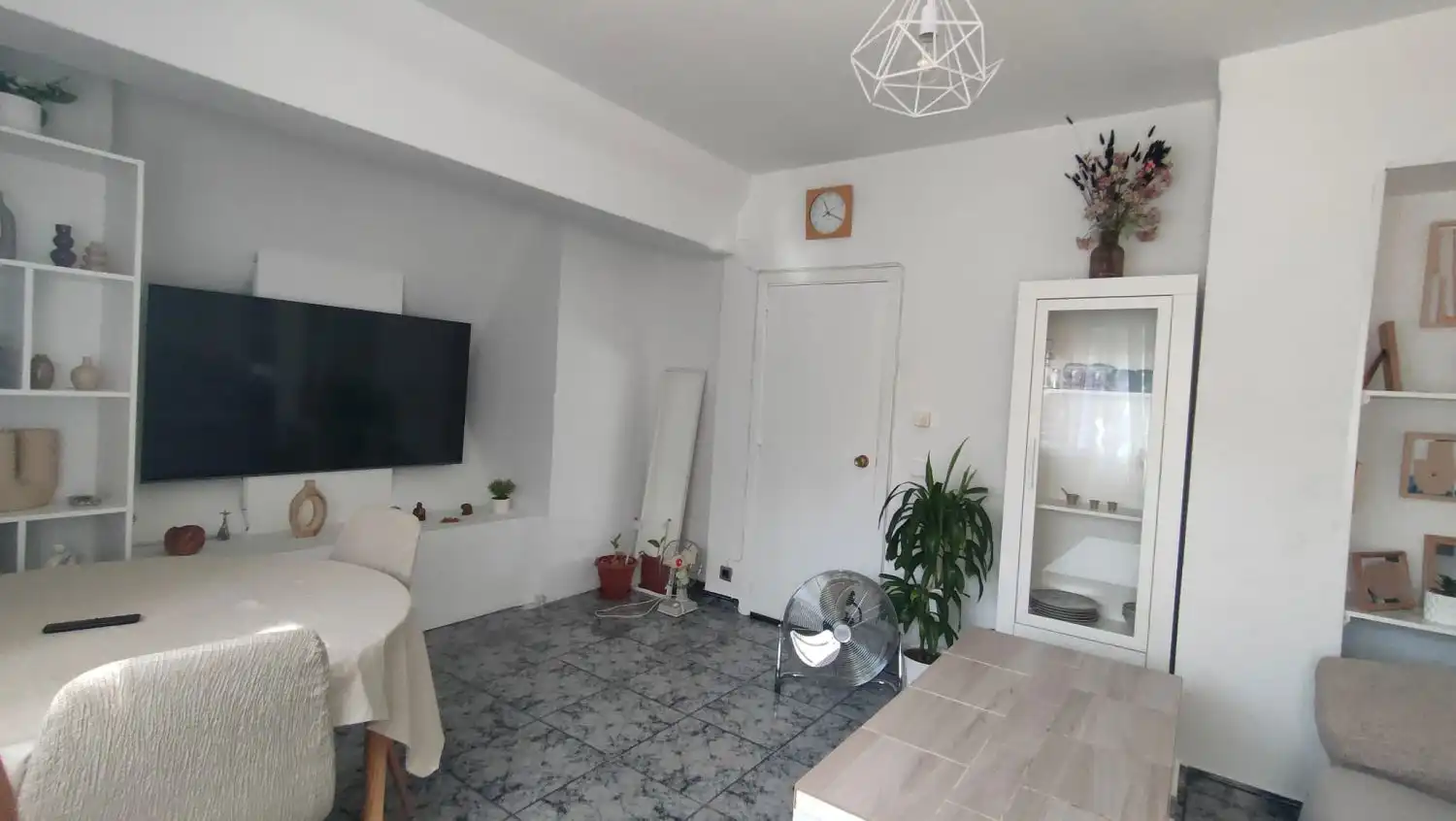 Sala d'estar de Pis en venda en Valdepeñas amb Calefacció