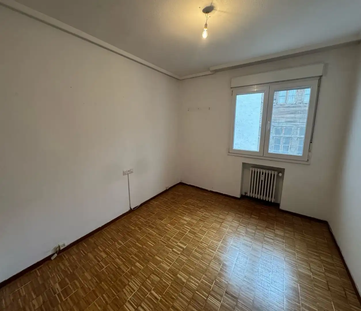 Habitación de Piso en venta en Gijón  con Calefacción y Parquet