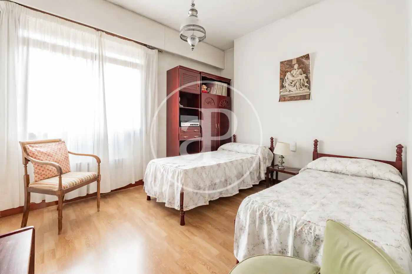 Habitación de Piso en venta en Moncloa - Aravaca
