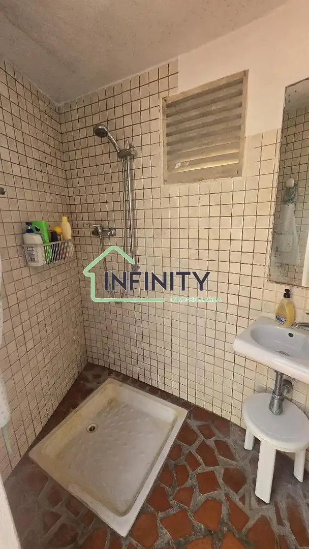 Bany de Casa o xalet en venda en Oliva amb Aire condicionat, Terrassa i Traster
