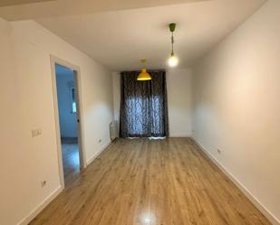 Flat to rent in Numancia