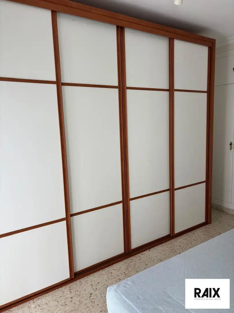 Vista exterior de Casa o chalet en venta en Algeciras con Calefacción, Terraza y Trastero