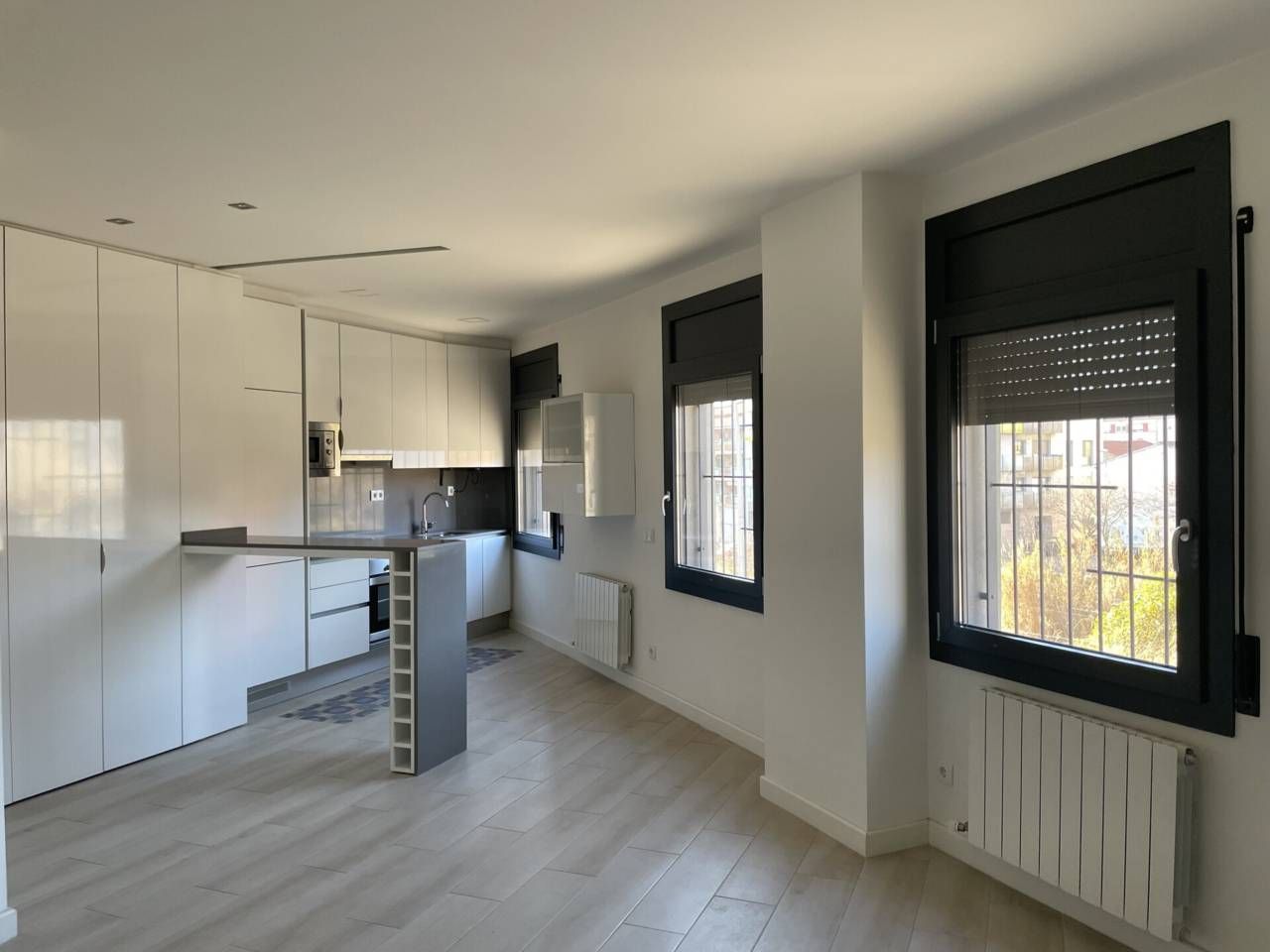 Kitchen of Flat for sale in Mollet del Vallès  with Air Conditioner and Heating