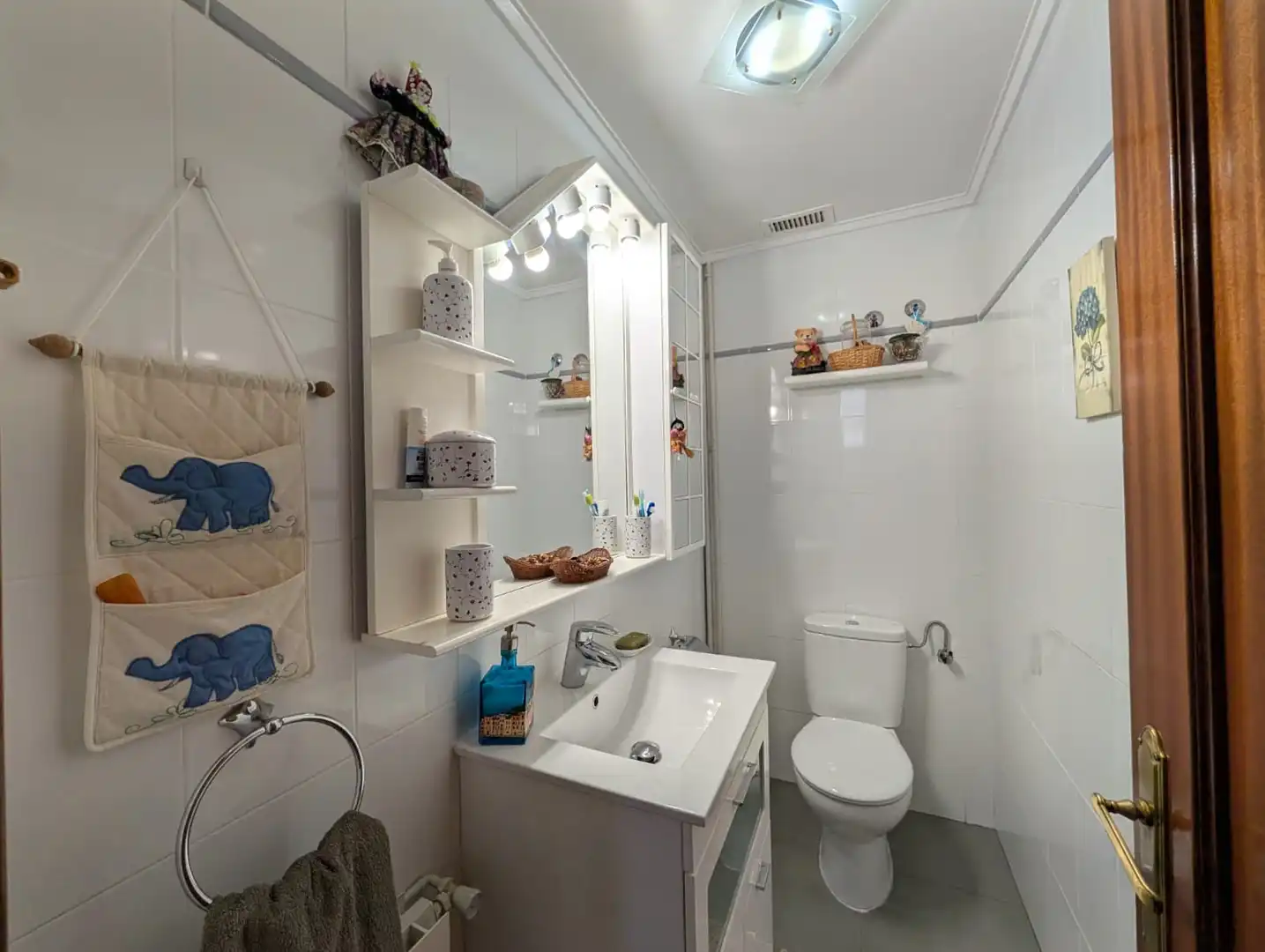 Badezimmer von Haus oder Chalet zum Verkauf in Zorraquín mit Heizung, Privatgarten und Terrasse