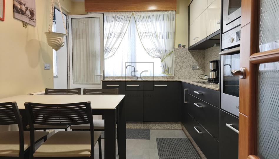 Foto 1 de Piso de alquiler en Porta Nova, A Coruña