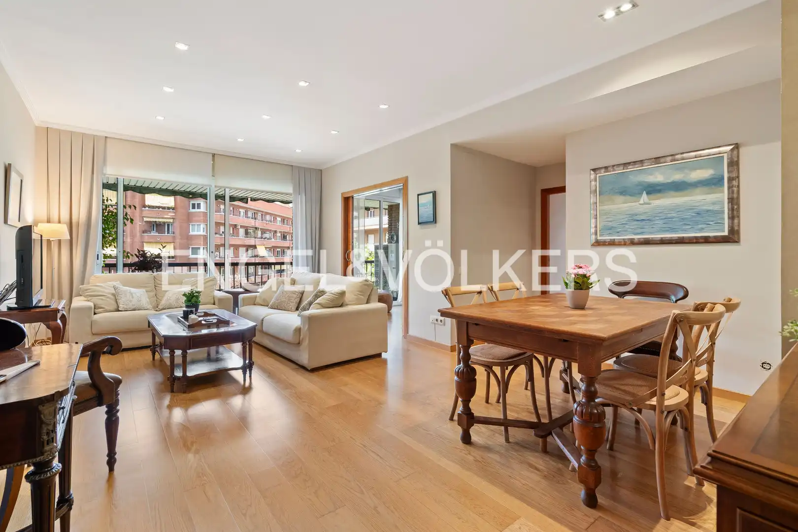 Exterior view of Flat for sale in Barcelona  with Air Conditioner, Heating and Parquet flooring