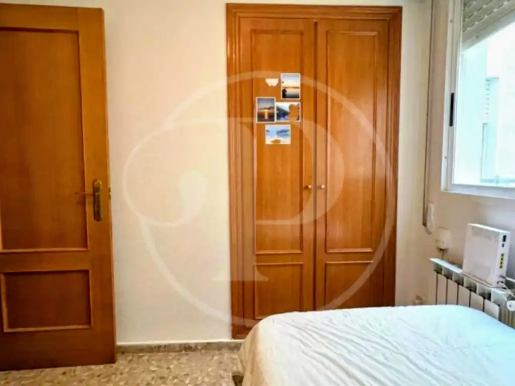 Schlafzimmer von Wohnungen zum Verkauf in Valencia mit Klimaanlage und Balkon