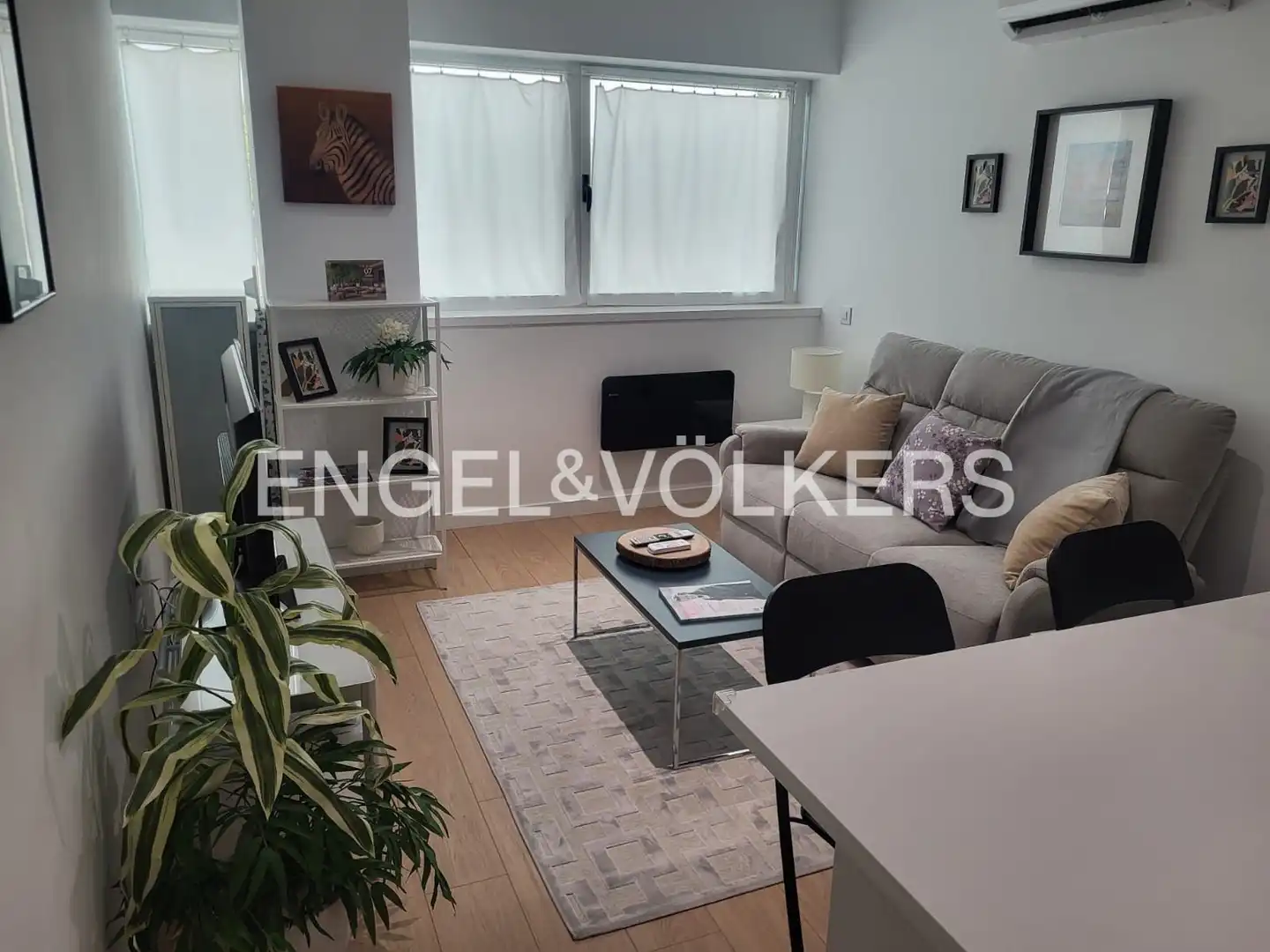 Sala d'estar de Pis de lloguer en San Sebastián de los Reyes amb Aire condicionat, Calefacció i Moblat