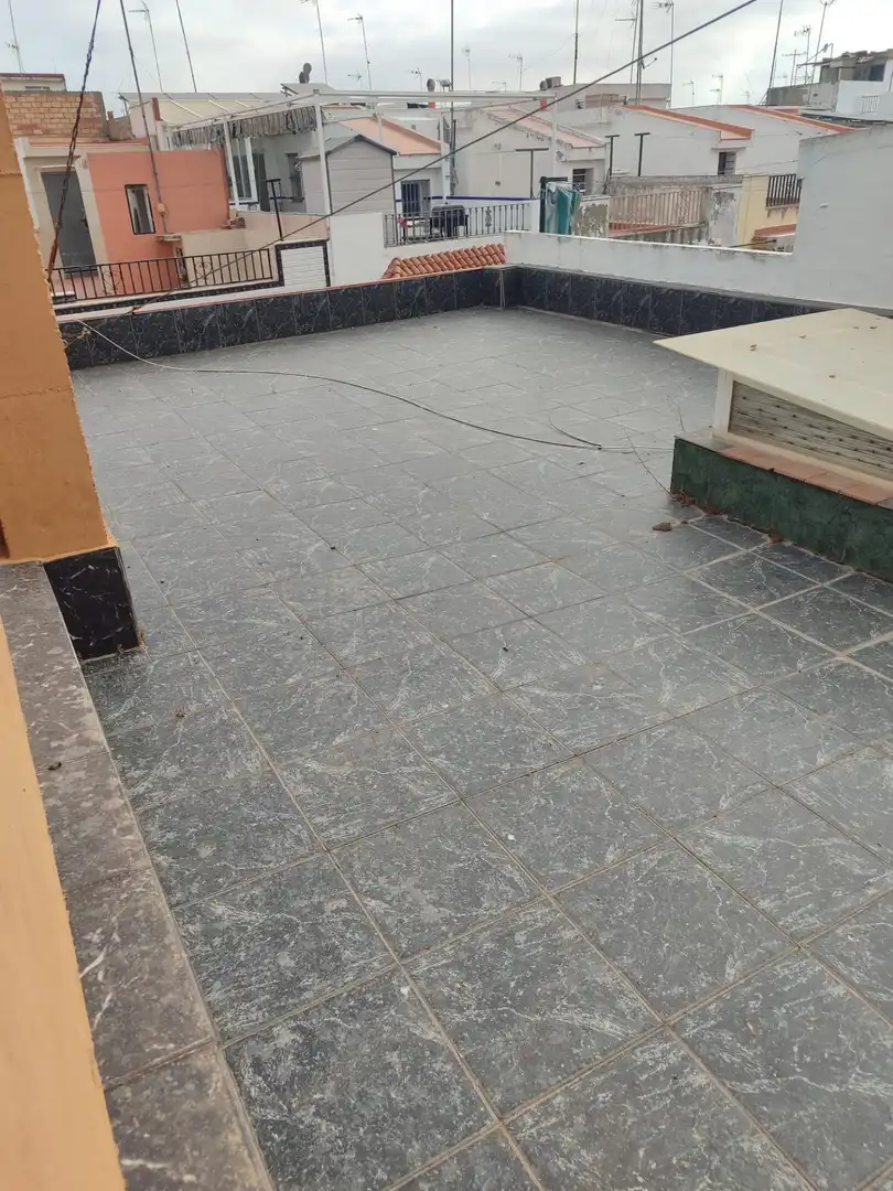 Terrace of Houses for sale in Sevilla  with Air Conditioner, Terrace and Storage room