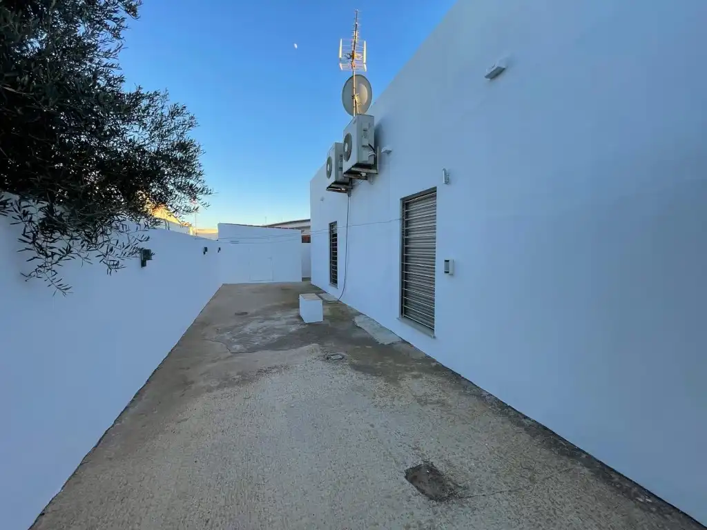 Vista exterior de Casa o chalet en venta en Cartagena con Aire acondicionado, Terraza y Piscina