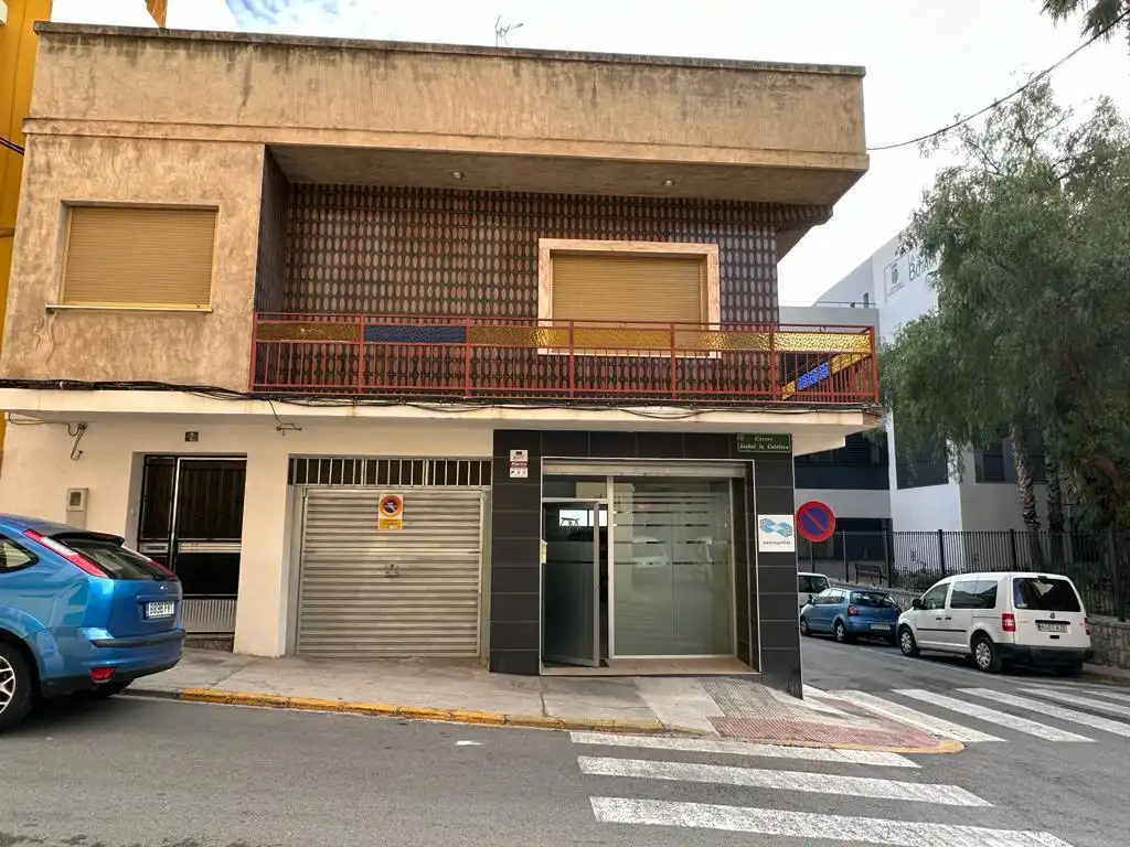 House with terrace for sale in Riba-roja de Túria