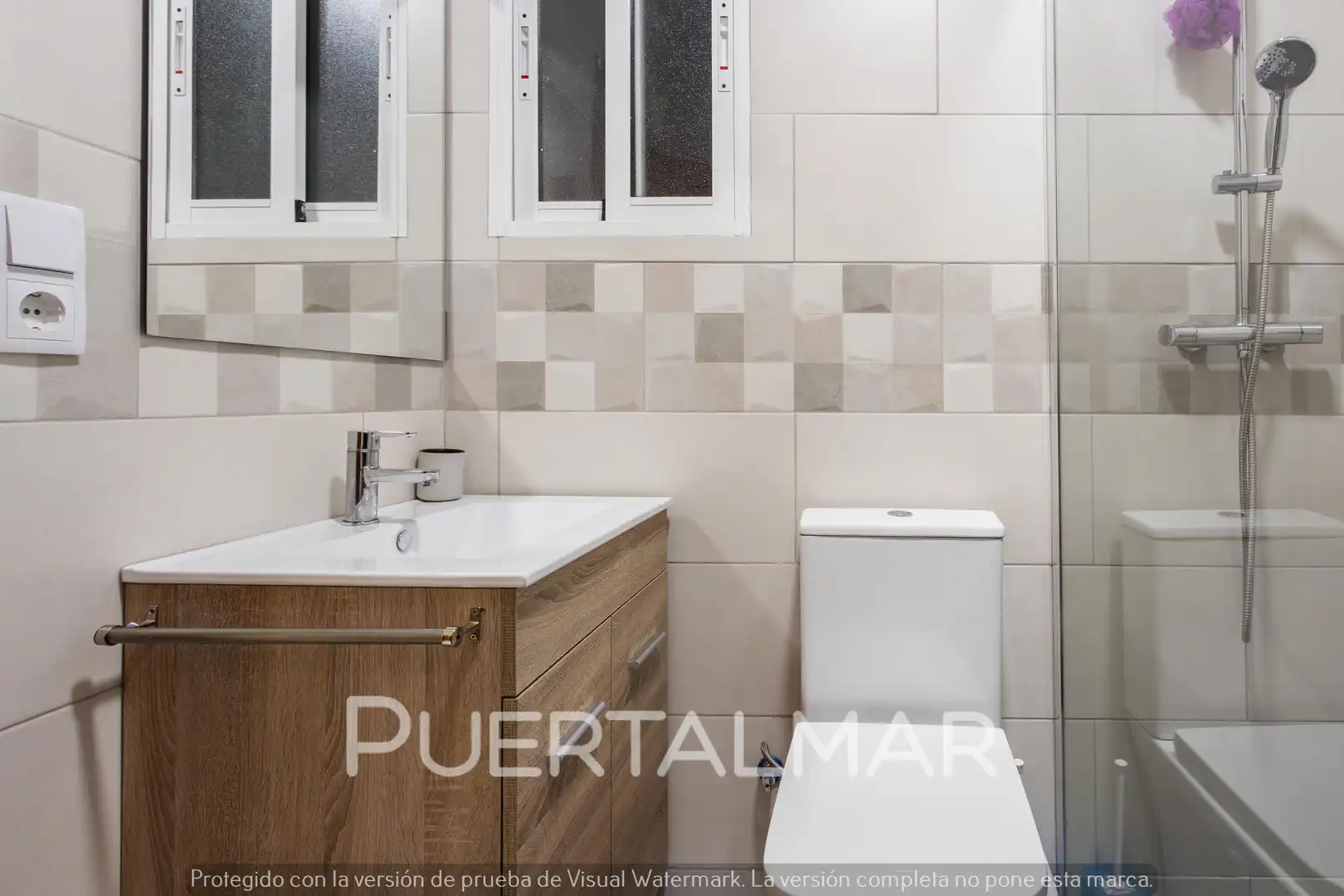 Piso de alquiler en Carrer Calderón de la Barca, Mercado