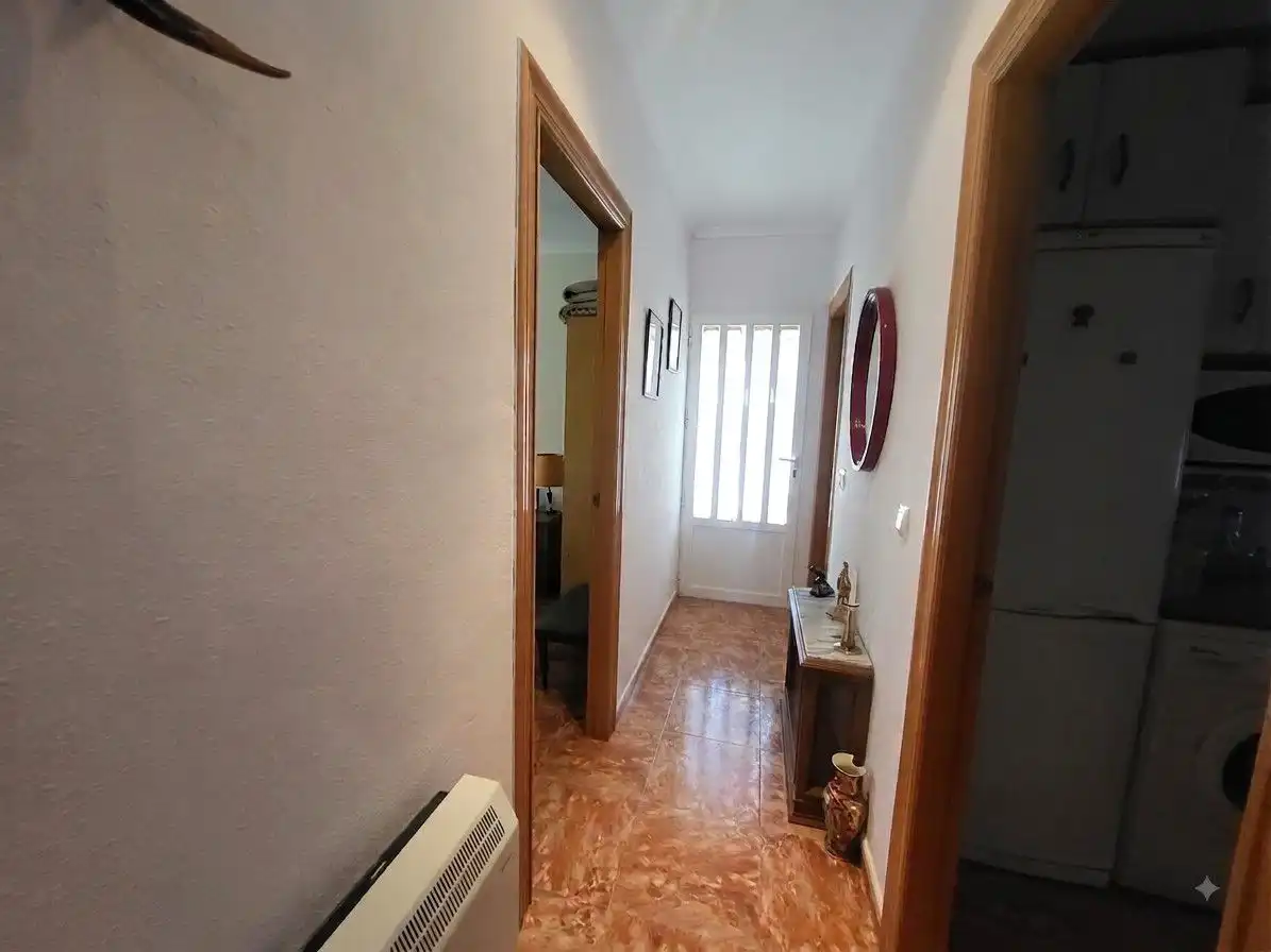 Houses for sale in Sisante  with Heating and Private garden