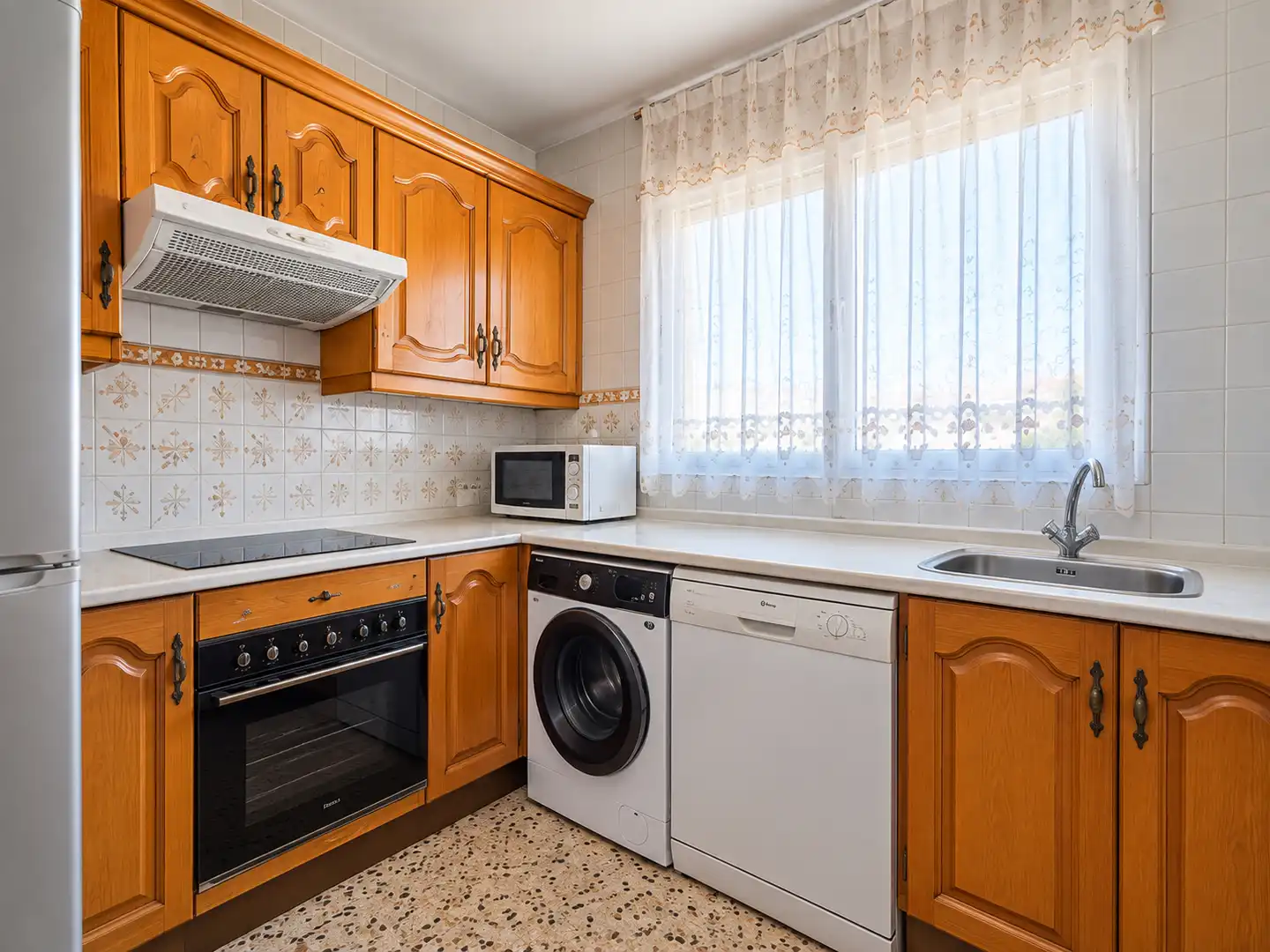 Piso en venta en Calle Sierra de la Loba, Palomeras Bajas