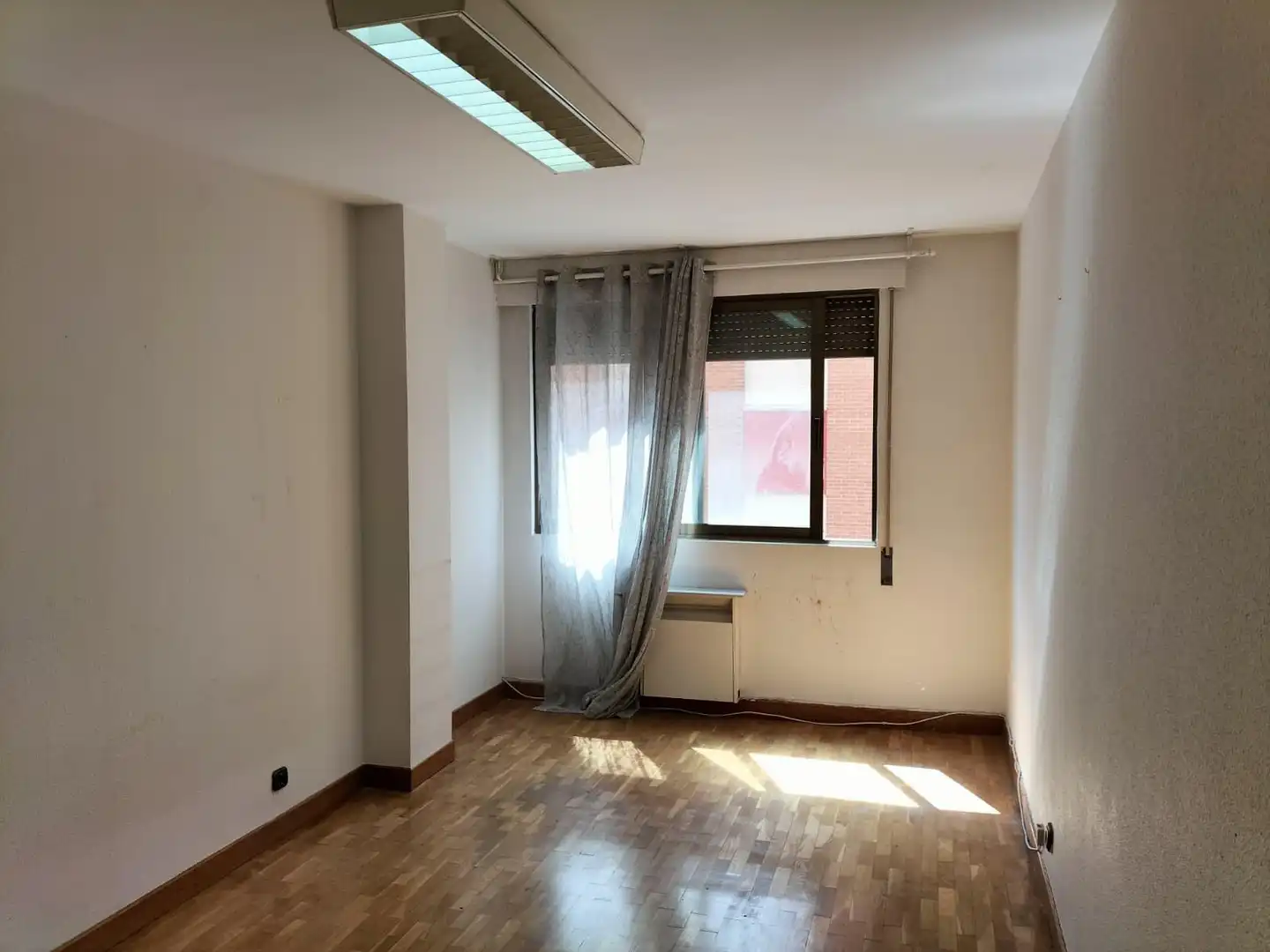 Bedroom of Flat for sale in Palencia  with Heating, Private garden and Parquet flooring