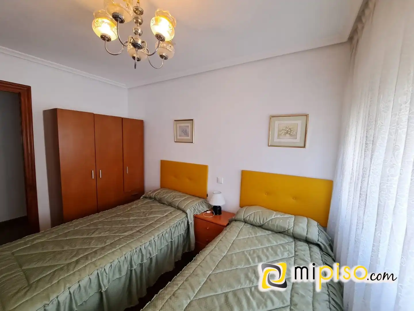 Bedroom of Flat for rent in Laredo  with Furnished