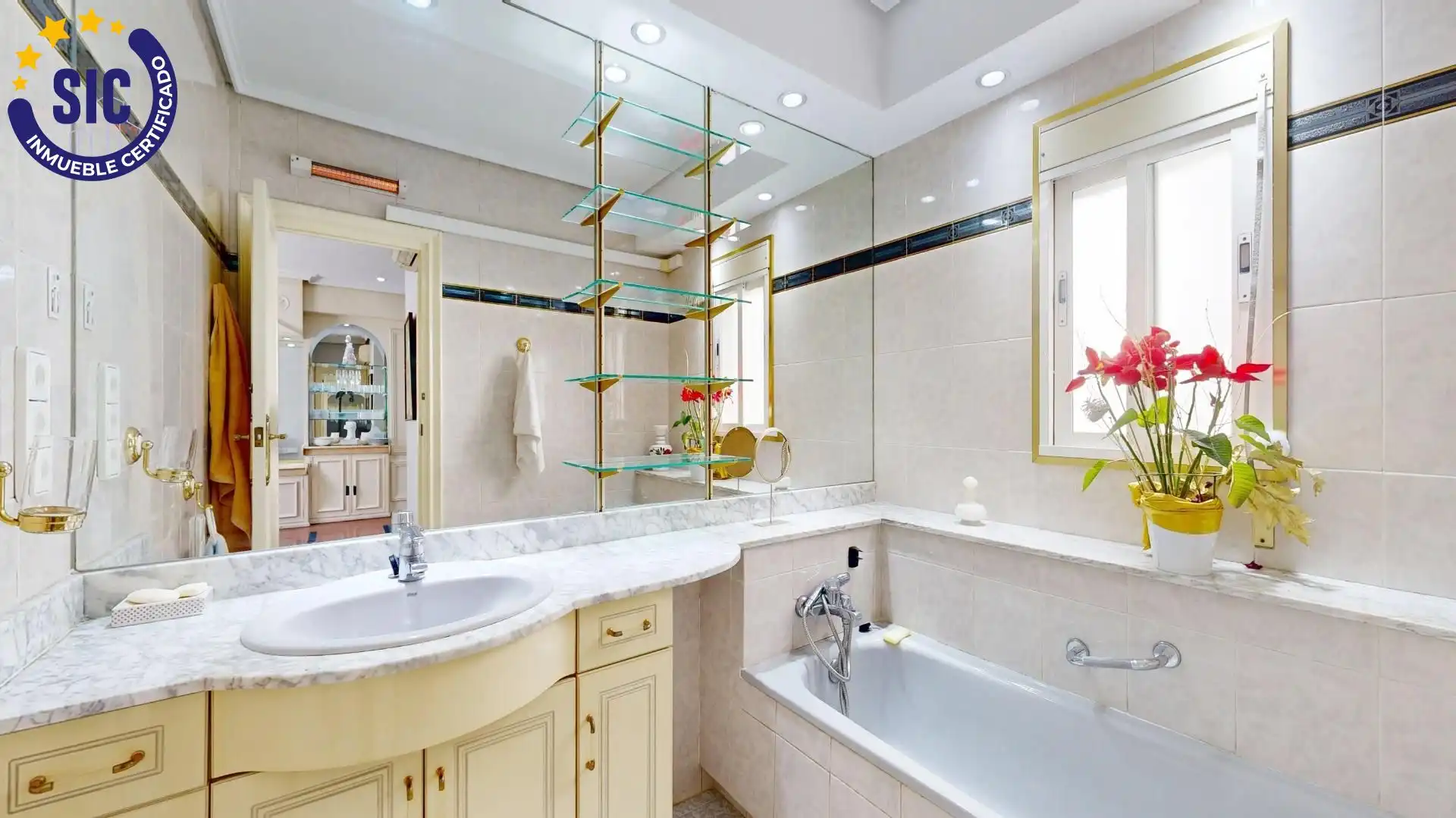 Baño de Piso en venta en Valencia con Aire acondicionado, Calefacción y Parquet