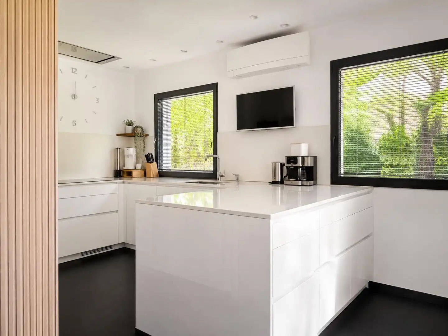 Cocina de Casa o chalet en venta en Gavà con Aire acondicionado, Calefacción y Jardín privado