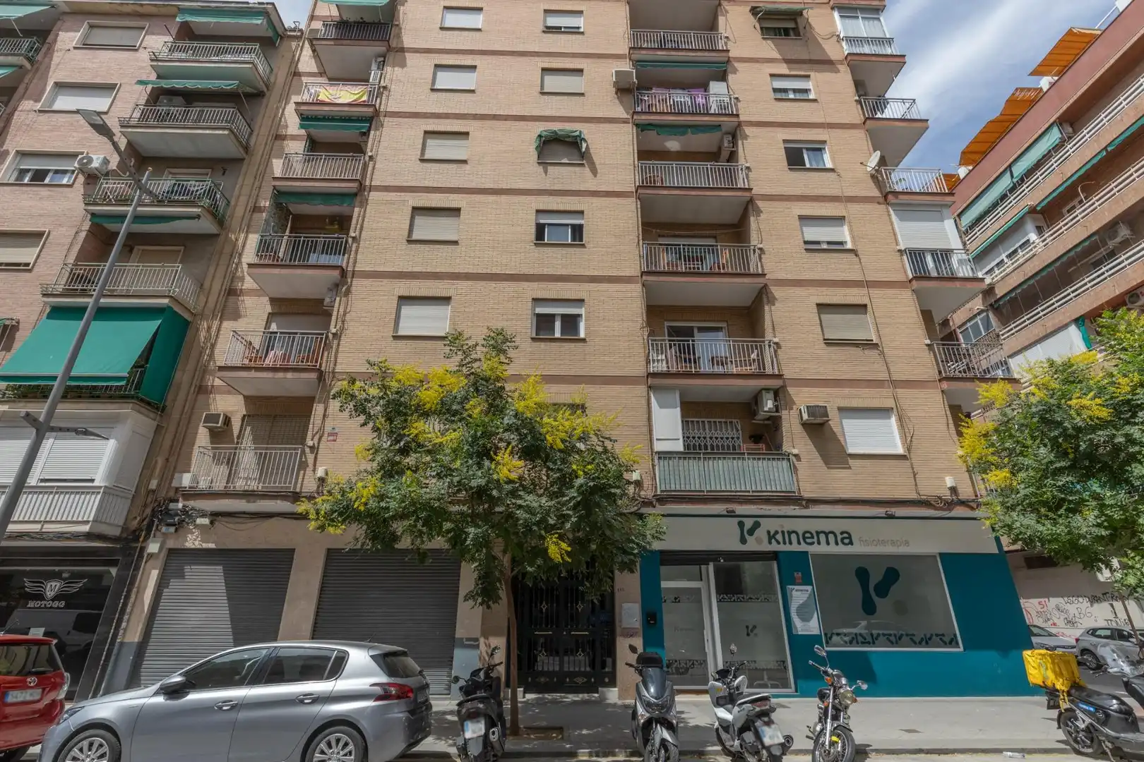 Vista exterior de Pis en venda en Granada